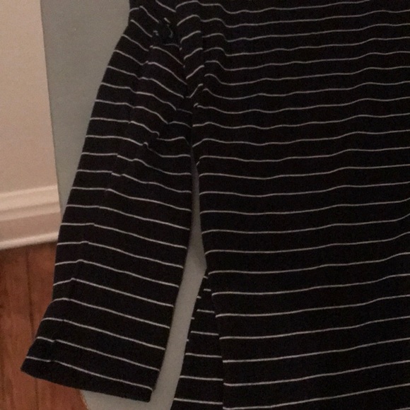 Top - Picture 2 of 3